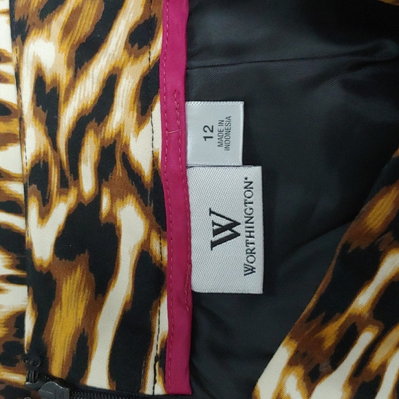 Worthington Safari Animal Print  Skirt. Fully lined. Size 12 - Picture 7 of 8